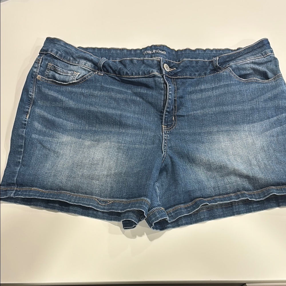 Maurices Blue Jean Shorts Size 24W